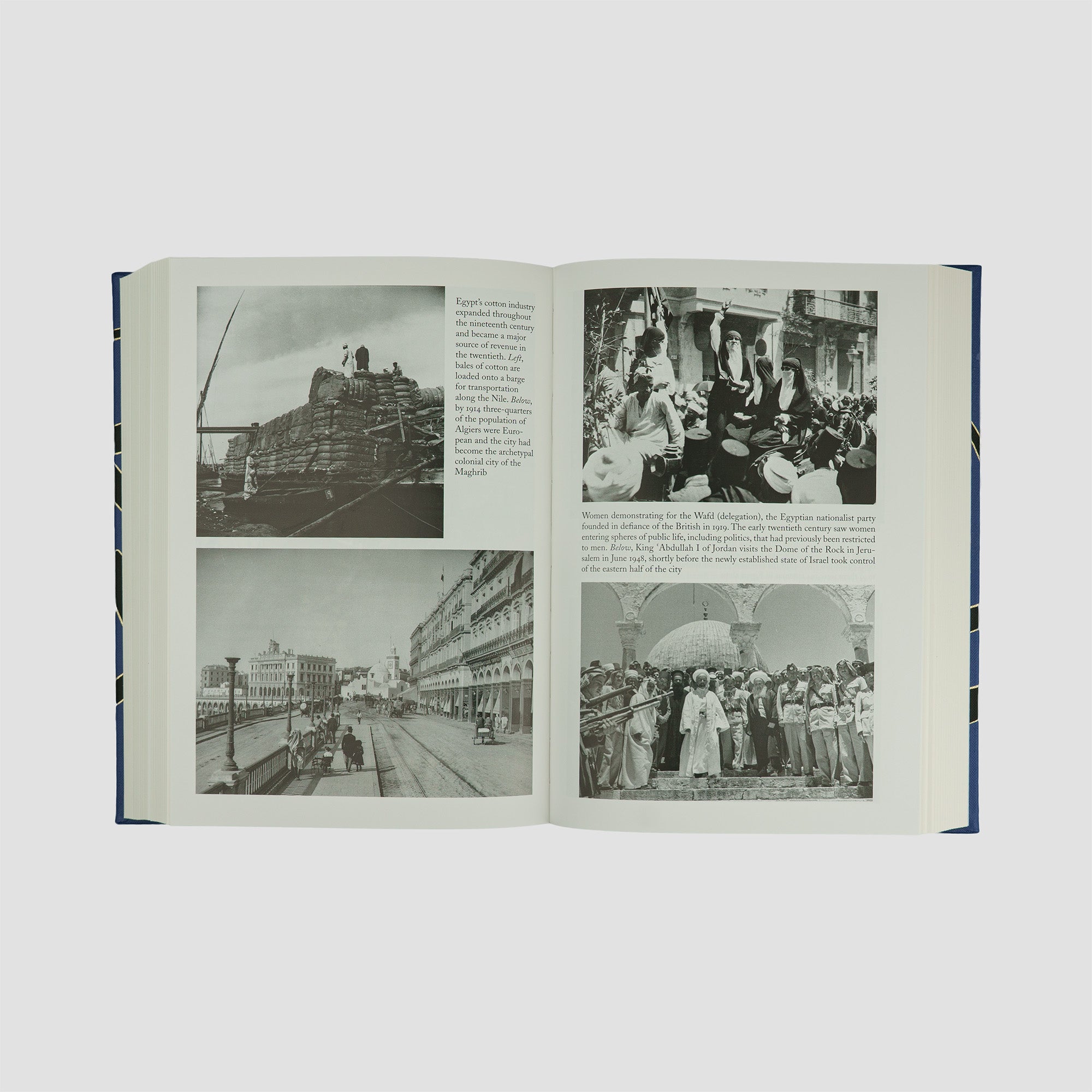 HOURANI, Albert Habib (1915–1993). A History of the Arab Peoples (The Folio Society, London, 2009).