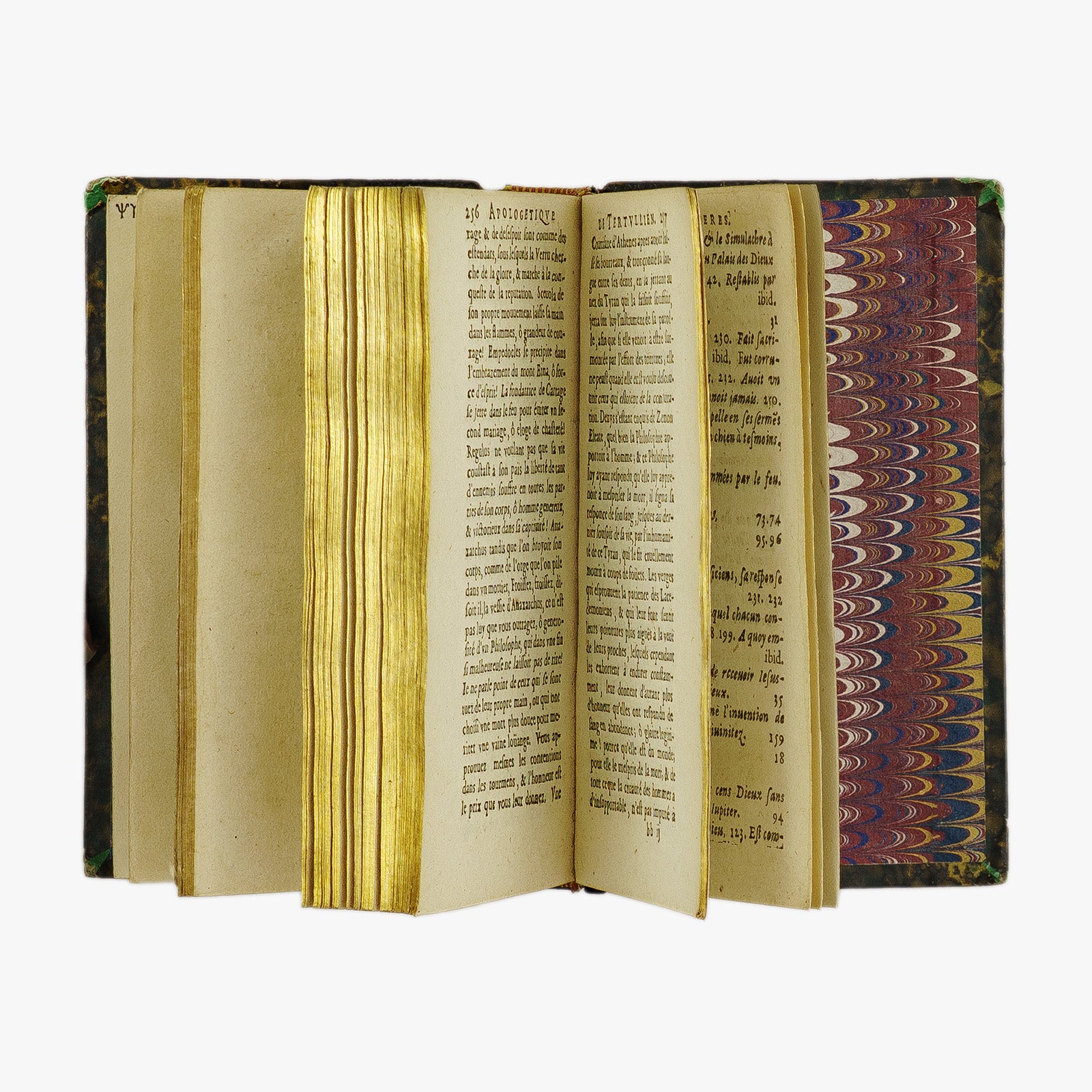 Tertullien — Apologétique ou Défense des Chrétiens (Jean Camusat, 1641). Século XVII. Livro físico. Encadernação e meio couro com douração na lombada e nos cortes.