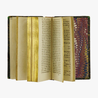 Tertullien — Apologétique ou Défense des Chrétiens (Jean Camusat, 1641). Século XVII. Livro físico. Encadernação e meio couro com douração na lombada e nos cortes.