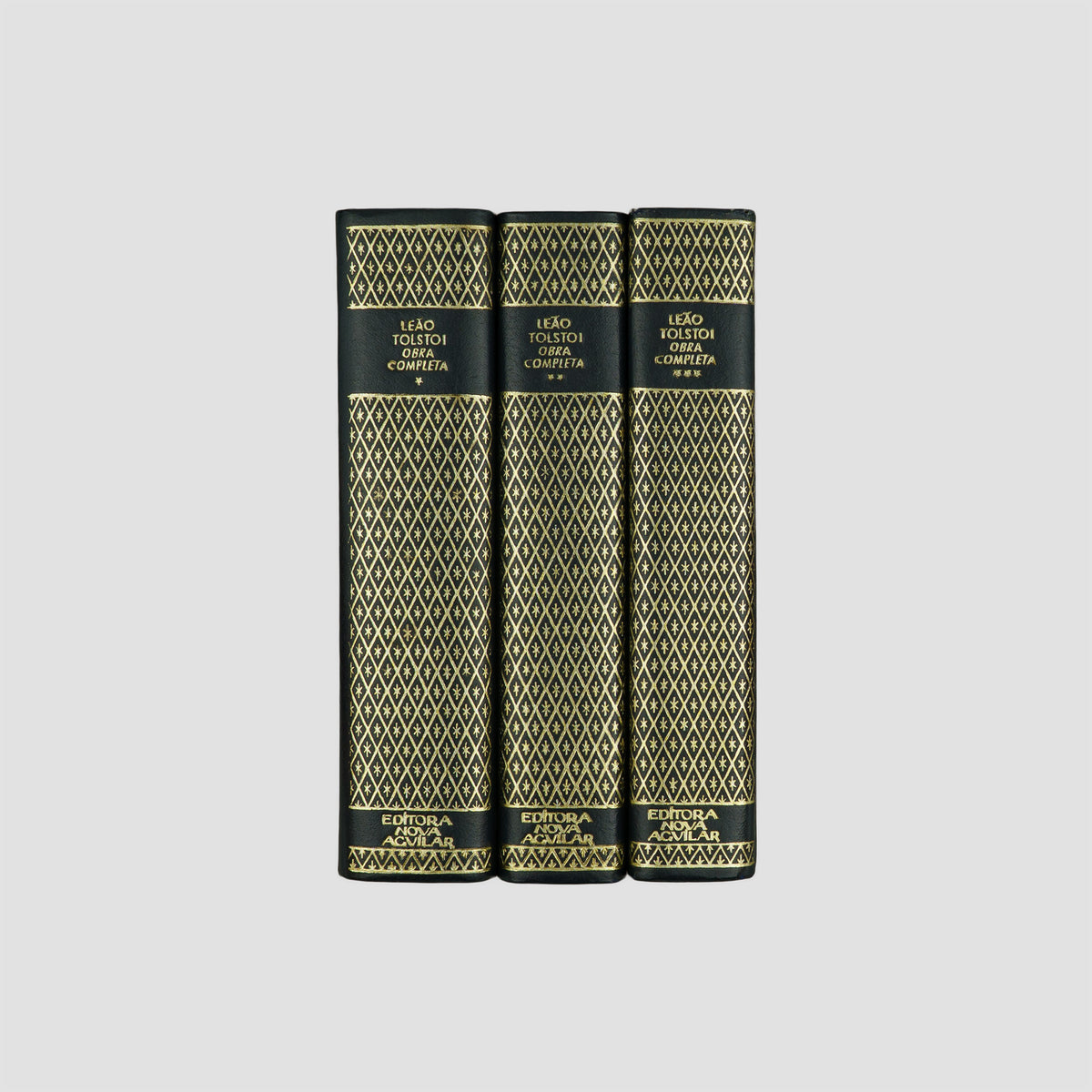 TOLSTÓI, Leão (1828-1910). Obra Completa (Editora Nova Aguilar, Rio de Janeiro, 1976/1981), 3 vols.