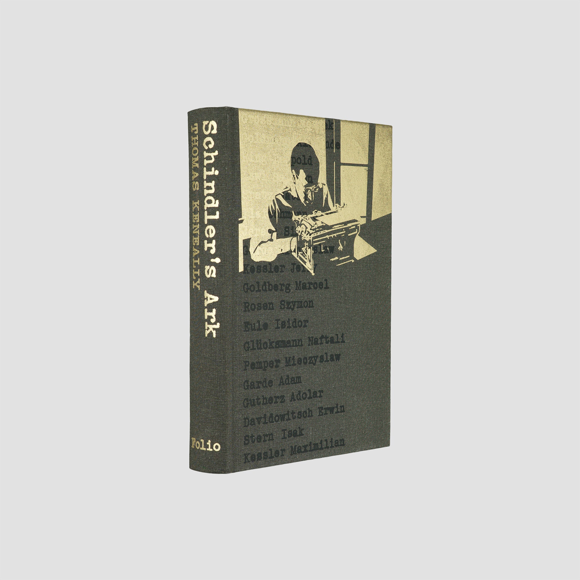KENEALLY, Thomas (1935–). Schindler’s Ark (The Folio Society, London, 2009).