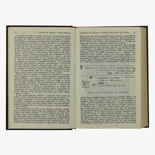 PESSOA, Fernando (1888–1935). Obra poética (Companhia José Aguilar Editôra, Rio de Janeiro, 1972).