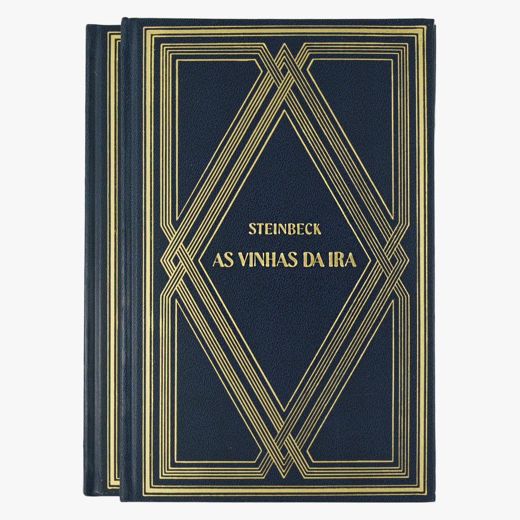 STEINBECK, John (1902–1968). As Vinhas da Ira (Abril Cultural, São Paulo, 1982), 2 vols.