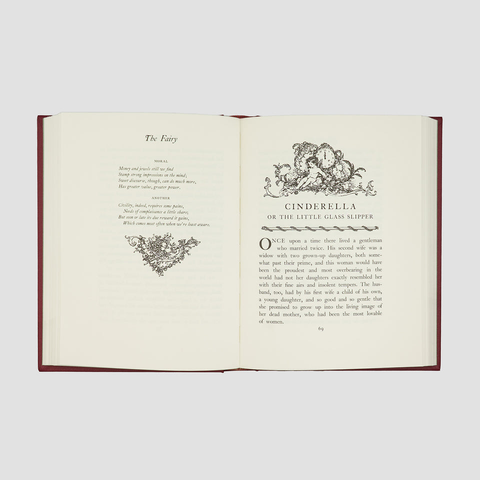 livro The Fairy Tales of Charles Perrault edição Folio Society 1998. Ilustrações e textos internos.