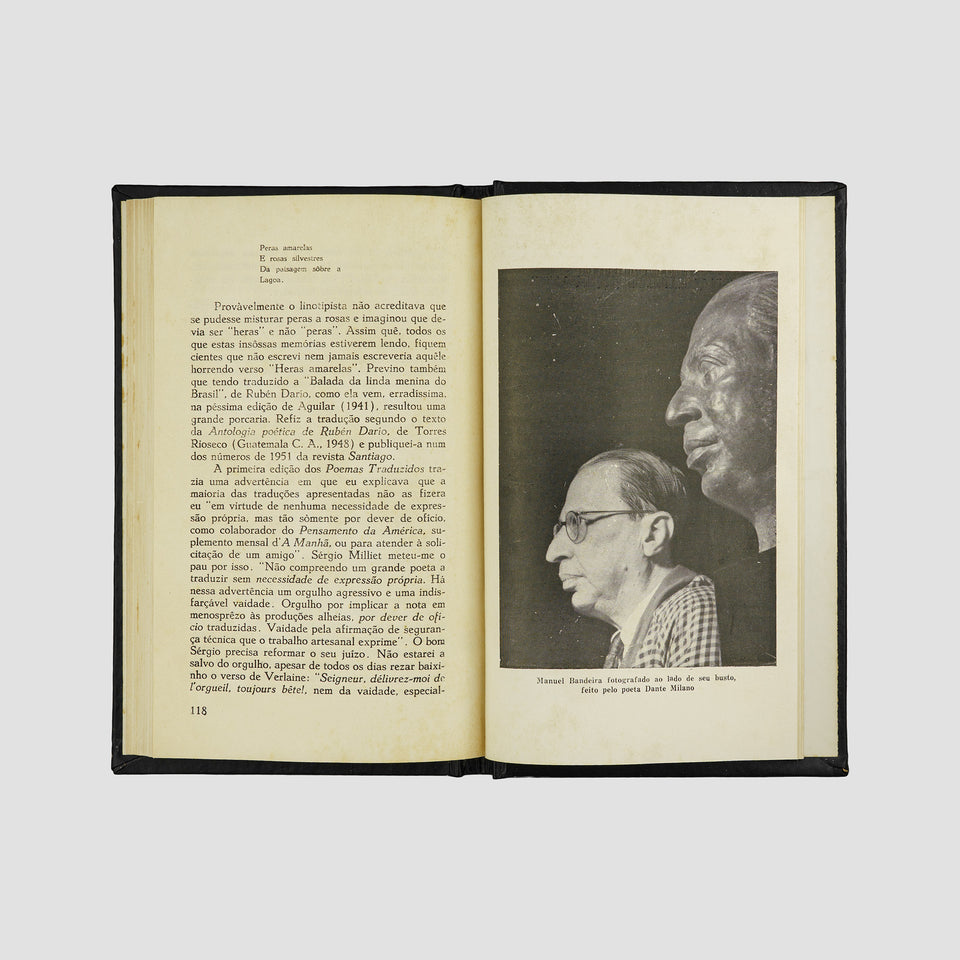 BANDEIRA, Manuel (1886–1968). Itinerário de Pasárgada (Edições Jornal de Letras, Rio de Janeiro, 1954); De poetas e de poesia (Ministério da Educação e Cultura / Serviço de Documentação, Rio de Janeiro, s.d.).