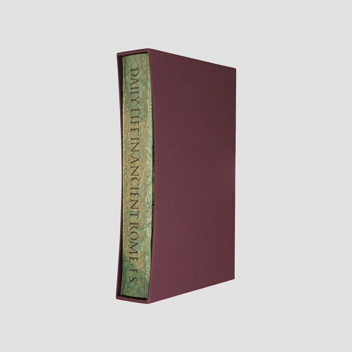 livro Daily Life in Ancient Rome de Jérôme Carcopino edição Folio Society 2004. Hero com estojo original e lombada.