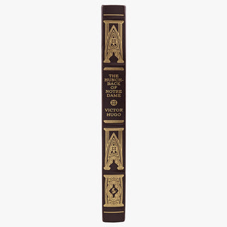 Victor Hugo — The Hunchback of Notre Dame (The Easton Press, 2003). Livro físico ilustrado com encadernação de luxo.