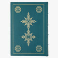 Louisa May Alcott — Little Women (The Easton Press, 1976). Livro físico ilustrado em edição de luxo. Capa de couro e cortes dourados. Fita de leitura de cetim.