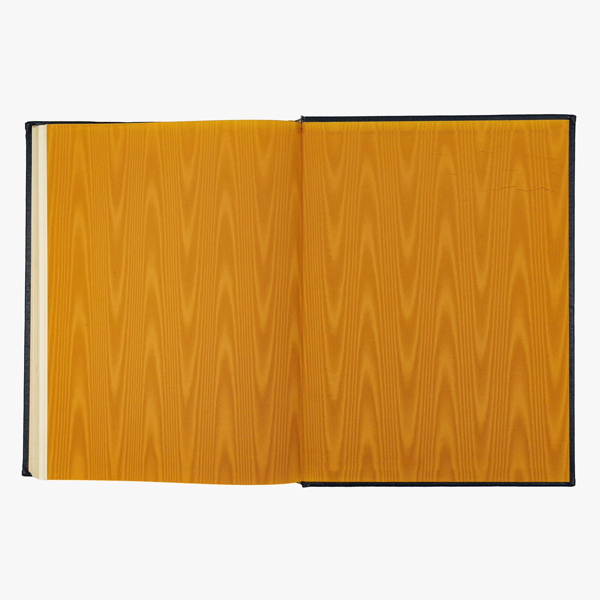 Thomas Paine — Rights of Man (The Easton Press, 1979). Livro físico em edição de luxo, ilustrada. Fita de leitura em cetim. Cortes dourados.