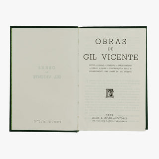 Obras de Gil Vicente (Lello & Irmão Editores, 1965). Livro físico em edição comemorativa.