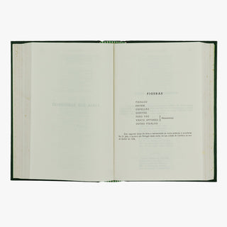 Obras de Gil Vicente (Lello & Irmão Editores, 1965). Livro físico em edição comemorativa.