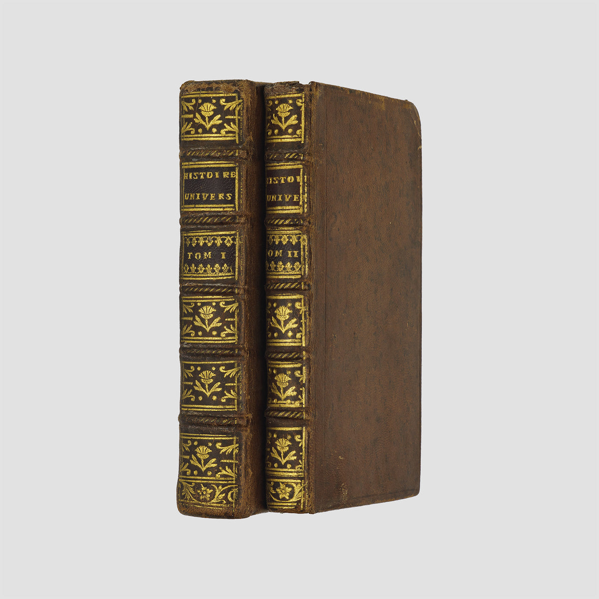 BOSSUET, Jacques-Bénigne (1627–1704); ANÔNIMO [séc. XVIII]. Discours sur l’Histoire Universelle; Suite de l’Histoire Universelle (David, Paris, 1766).