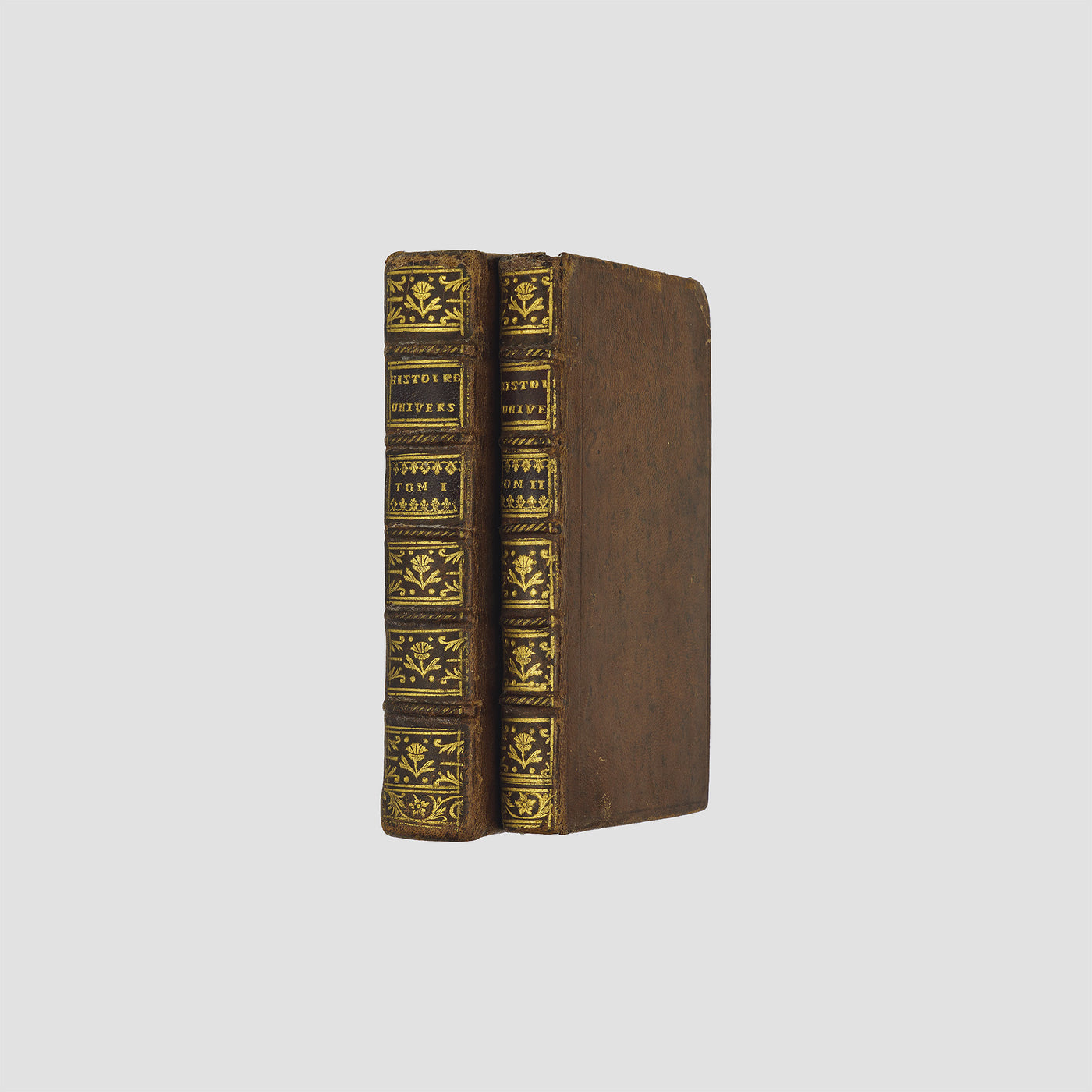 BOSSUET, Jacques-Bénigne (1627–1704); ANÔNIMO [séc. XVIII]. Discours sur l’Histoire Universelle; Suite de l’Histoire Universelle (David, Paris, 1766).