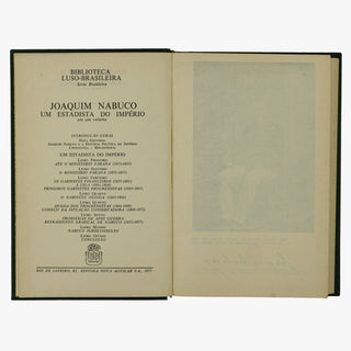 Joaquim Nabuco — Um Estadista do Império (Editora Nova Aguilar, 1975). Livro físico. Capa de couro com douração.