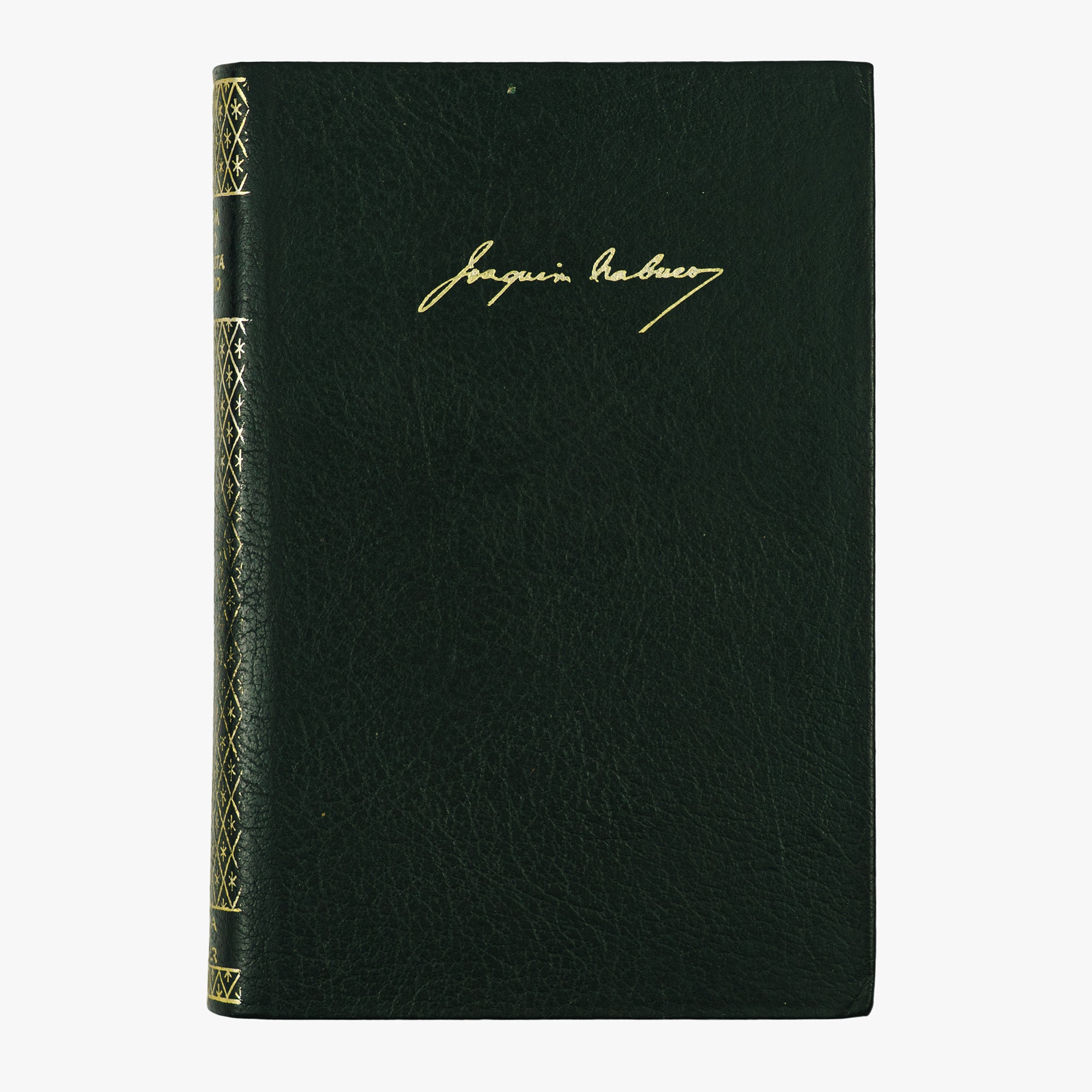 Joaquim Nabuco — Um Estadista do Império (Editora Nova Aguilar, 1975). Livro físico. Capa editorial em couro com douração.