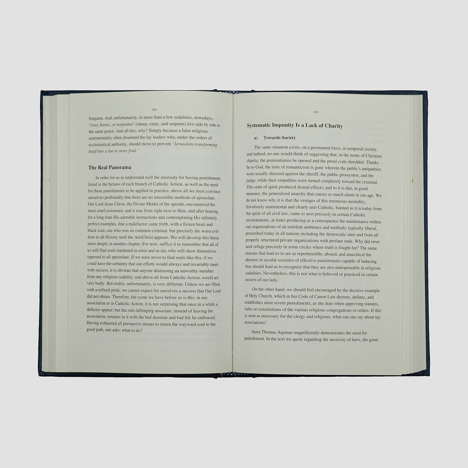 livro In Defense of Catholic Action de Plinio Corrêa de Oliveira edição 2006