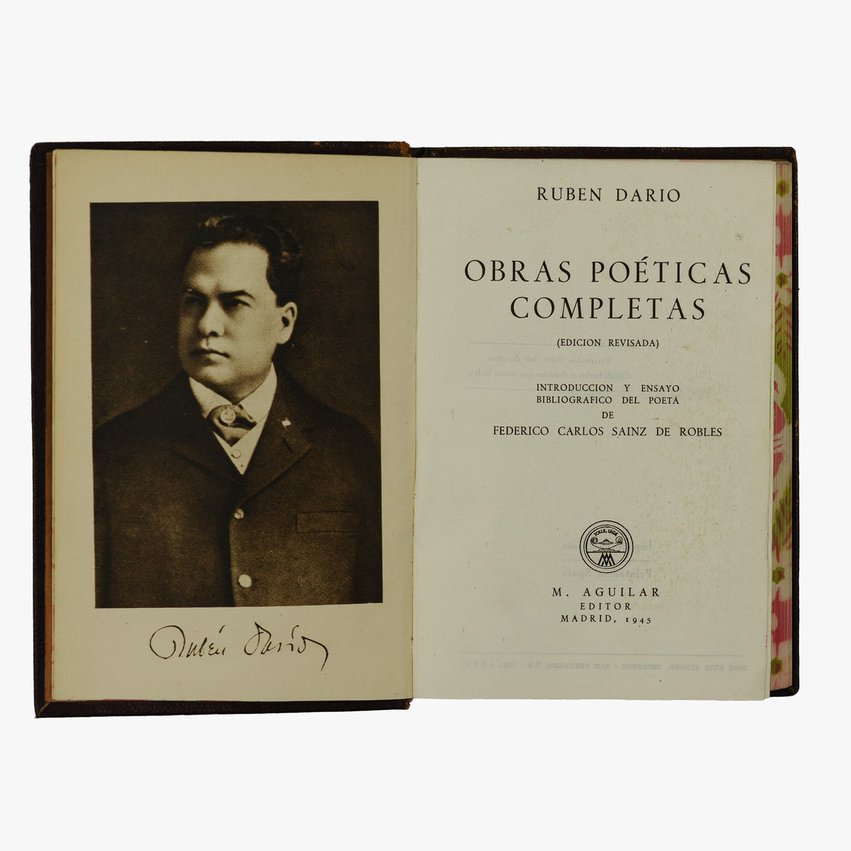 Rubén Darío — Obras poéticas completas (M. Aguilar - Editor, 1945). Encadernação em couro com douração. Cortes ornamentados.