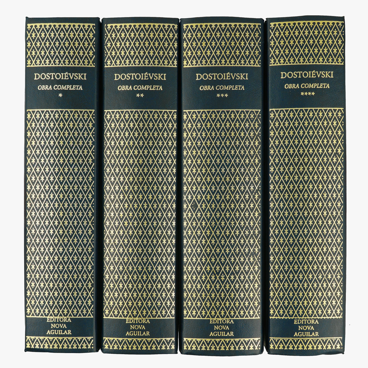 DOSTOIÉVSKI (1821–1881): Obra completa; BAUDELAIRE (1821–1867): Poesia e prosa; CERVANTES (1547–1616): Dom Quixote; POE (1809–1849): Ficção completa; SHAKESPEARE (1564–1616): Teatro completo; WILDE (1854–1900): Obra completa — 10 vols.