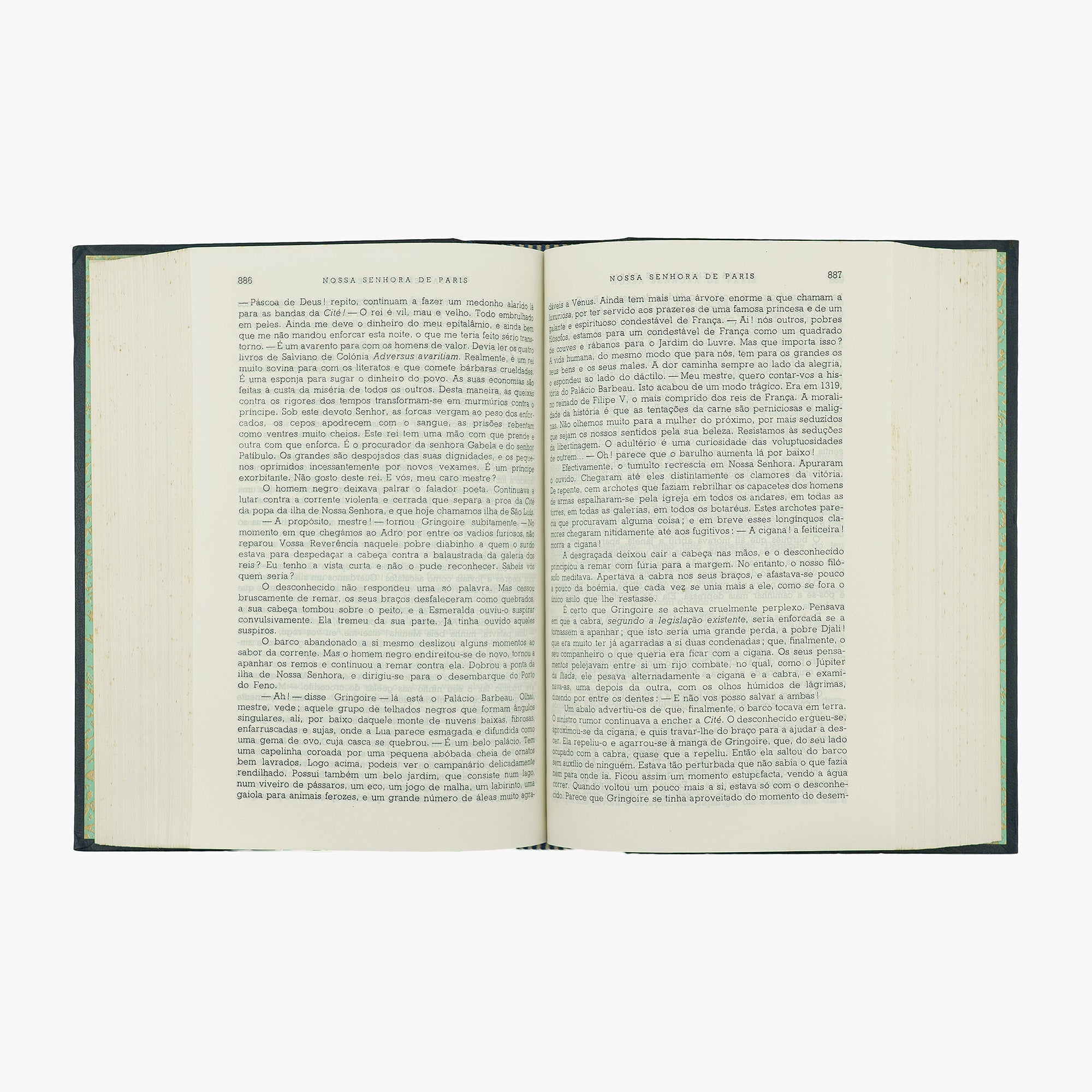 HUGO, Vítor (1802–1885). Obras (Lello & Irmão — Editores, Porto, 1969), 2 vols.