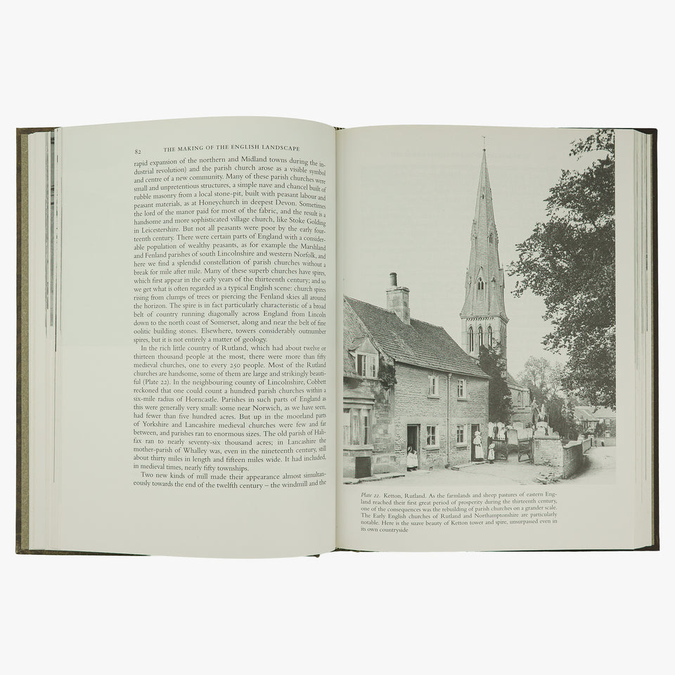 HOSKINS, W. G. (1908–1992). The Making of the English Landscape (The Folio Society, London, 2005).