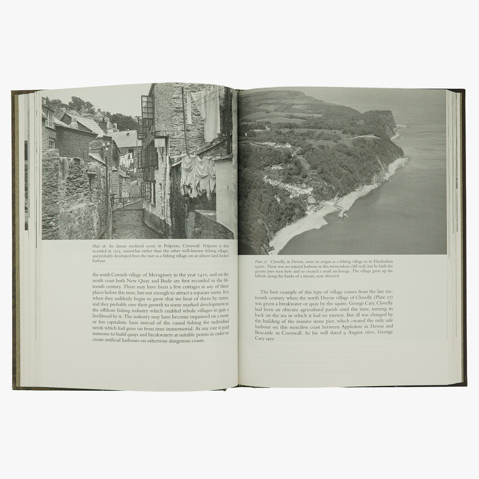 HOSKINS, W. G. (1908–1992). The Making of the English Landscape (The Folio Society, London, 2005).