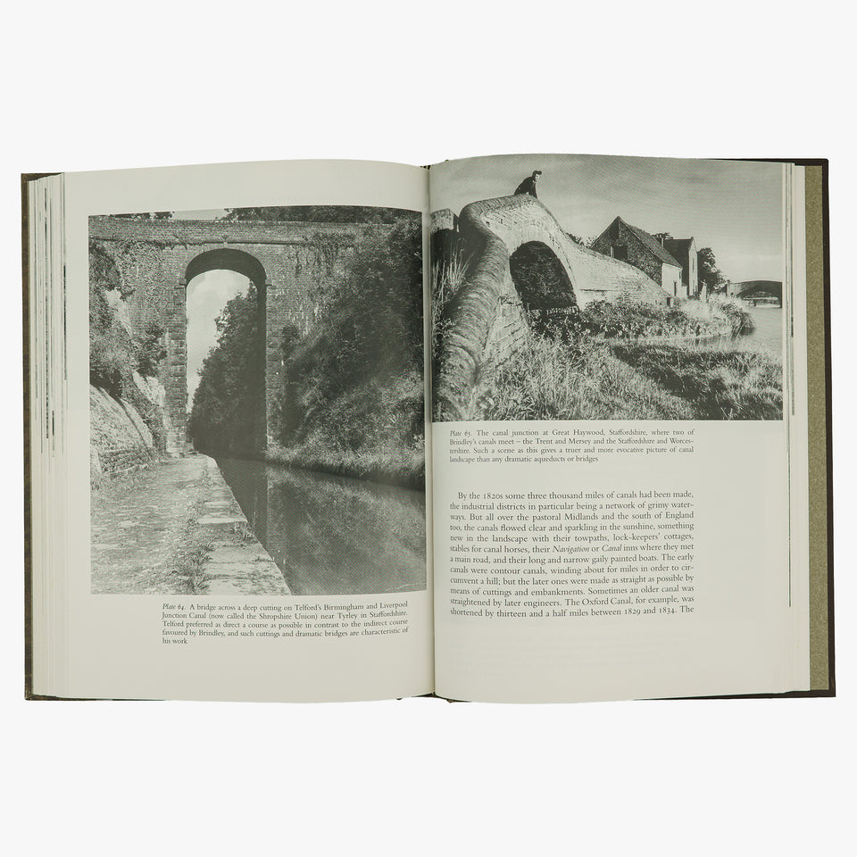 HOSKINS, W. G. (1908–1992). The Making of the English Landscape (The Folio Society, London, 2005).