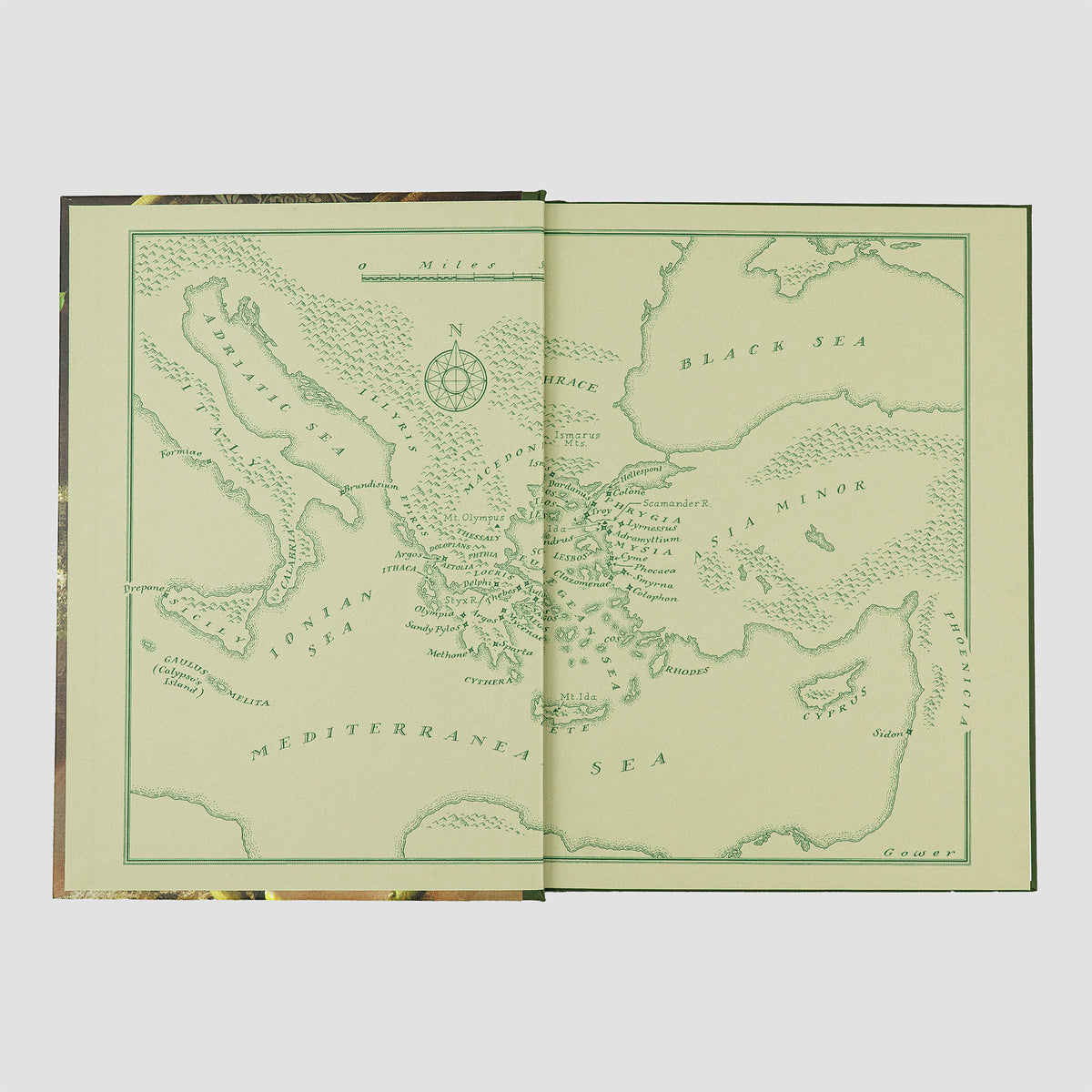 GRAVES, Robert (1895–1985). The Siege and Fall of Troy (The Folio Society, London, 2005).