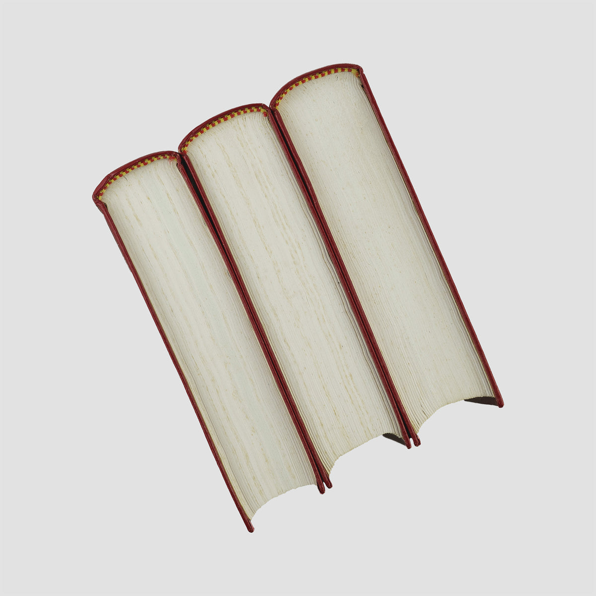 TORRES, Alexandre Pinheiro (1923–1999). Antologia da Poesia Brasileira (Lello & Irmão – Livraria Chardron, Porto, 1984), 3 vols.