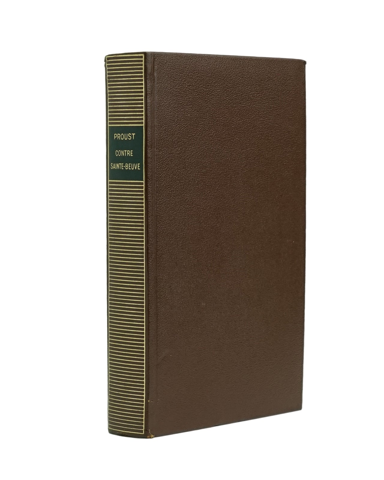  Marcel Proust — Contre Sainte-Beuve (Bibliothèque de la Pléiade, Gallimard, 1971). Encadernação editorial com douração. Livro físico.