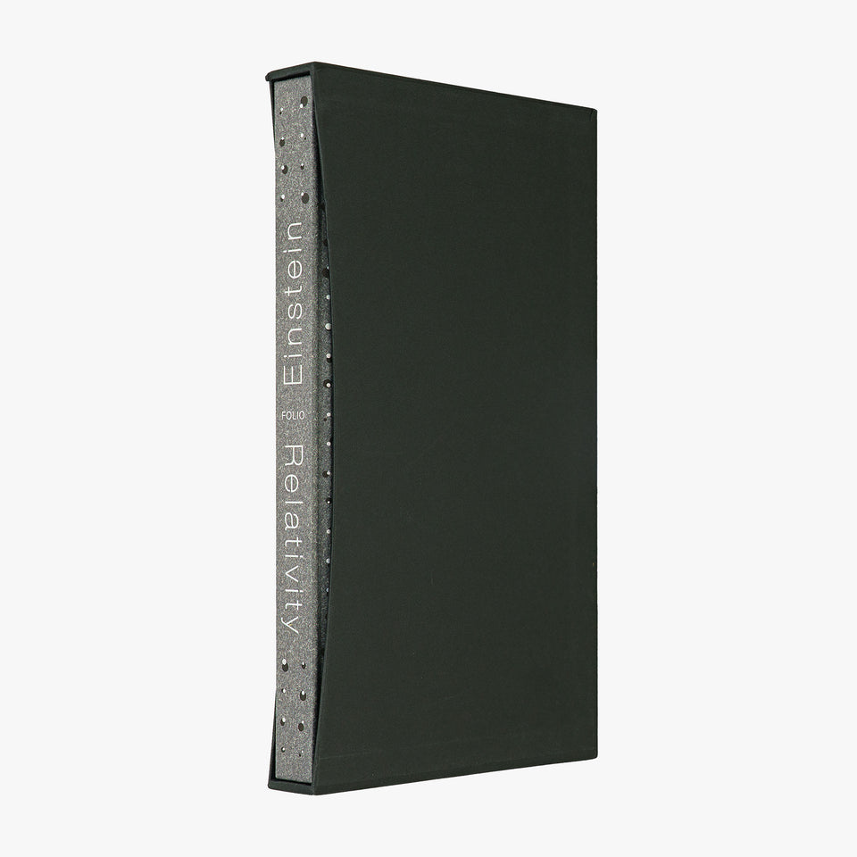 livro Relativity de Albert Einstein edição Folio Society 2004