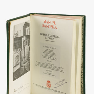 Manuel Bandeira — Poesia Completa e Prosa (Editora Nova Aguilar, 1977). Livro físico. Encadernação em couro com douração.