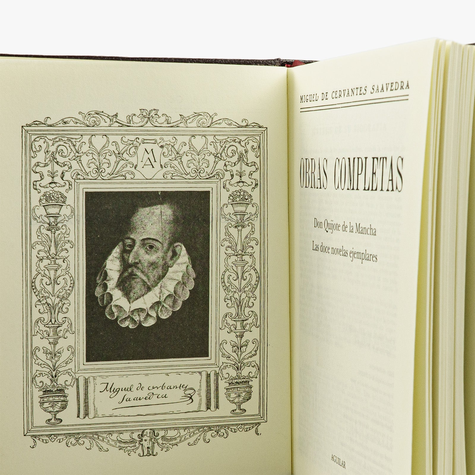 Miguel de Cervantes — Obras completas (Aguilar, 2003), 2 volumes. Encadernação editorial com douração. Livros físicos.